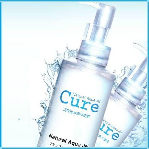 cach-dung-cam-nhan-khi-dung-tay-da-chet-cure-aqua-gel