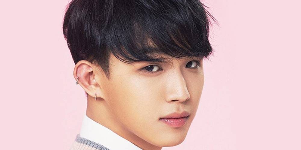 Hyunsik - giọng hát bắt tay cùng vũ đạo điêu luyện