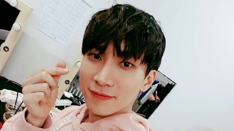 EunKwang được biết đến là thành viên luôn thể hiện cảm xúc với từng cá nhân trong nhóm Btob. 