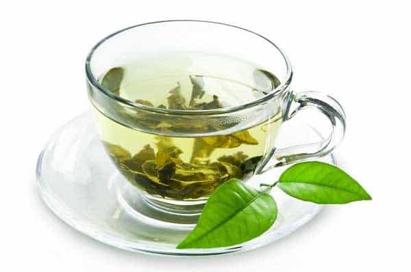 Điều trị vảy nến bằng cách uống trà xanh mỗi ngày 